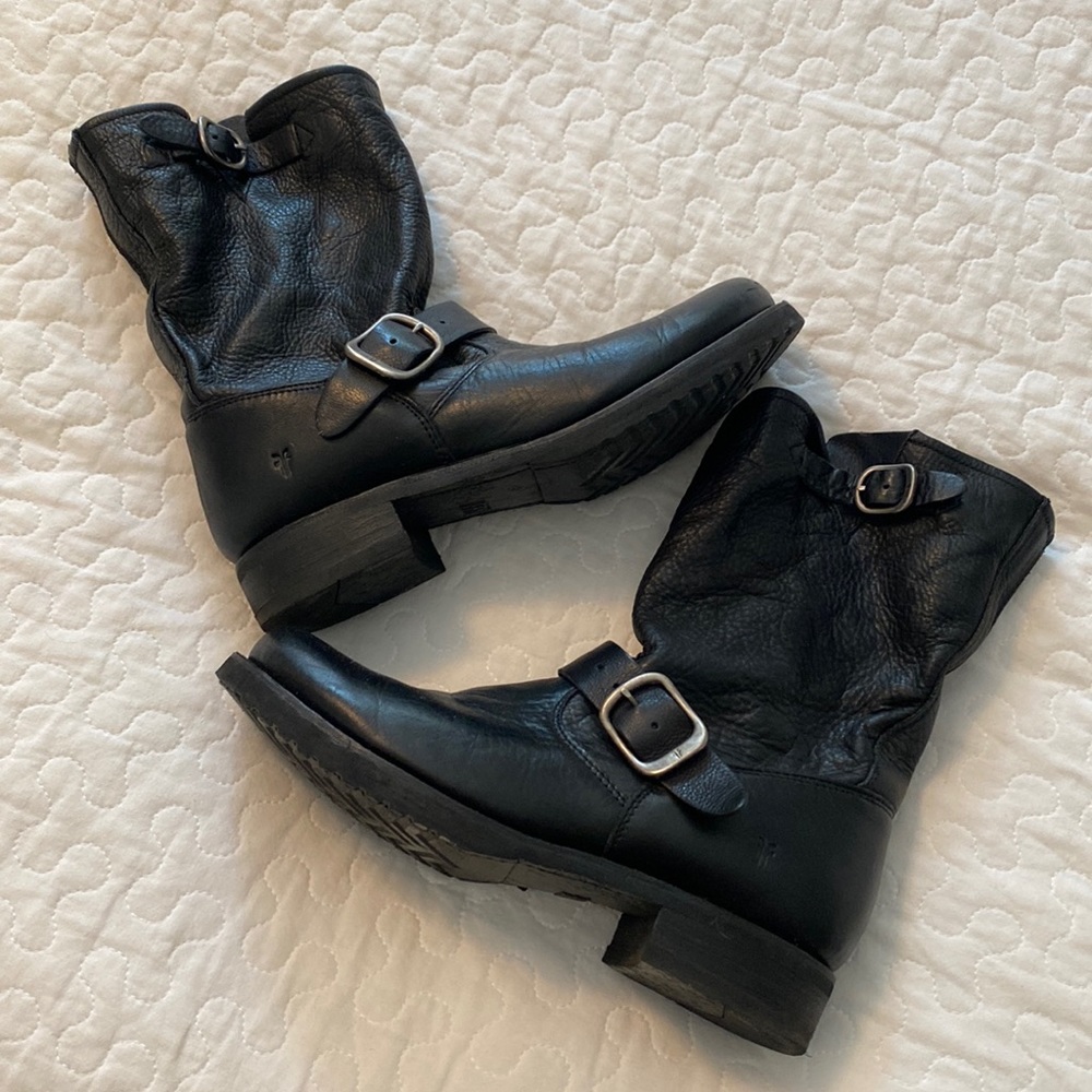 Frye Veronica Short Boots size 8